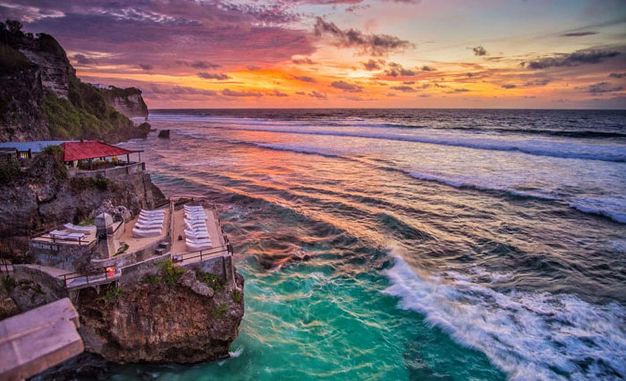 Sama Sama Suites & Restaurant Kuta Selatan Bagian luar foto